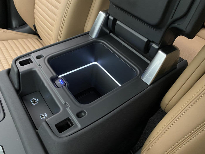 Land Rover Discovery D300 AWD DYNAMIC HSE REZERVACE 3.0 d Dynamic