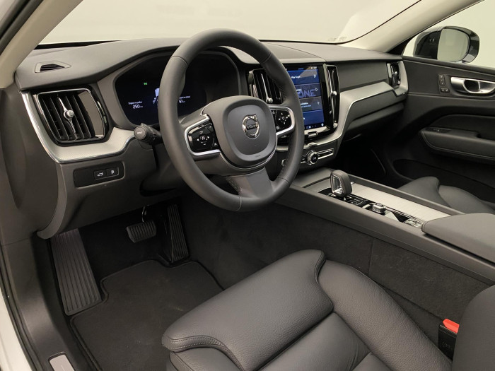 Volvo XC60 T6 AWD DARK RECHARGE 1.maj