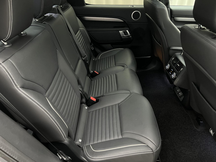 Land Rover Discovery D250 R-DYNAMIC SE AWD AUT 3.0 d Dynamic SE