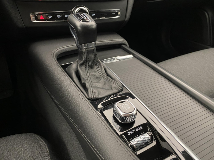 Volvo V90 D4 AWD MOMENTUM AUT 2.0 d Momentum