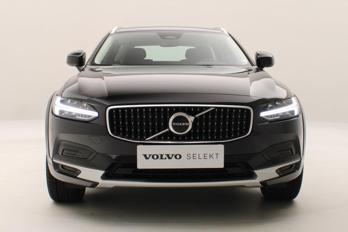 Volvo V90 CC B4 AWD AUT PLUS CZ 1.maj