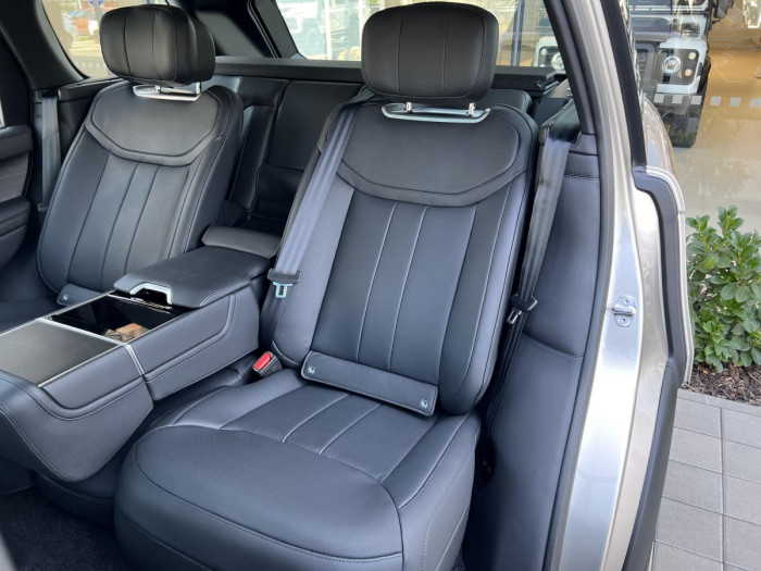 Land Rover Range Rover D350 AUTOBIOGRAPHY REZERVACE 3.0 d