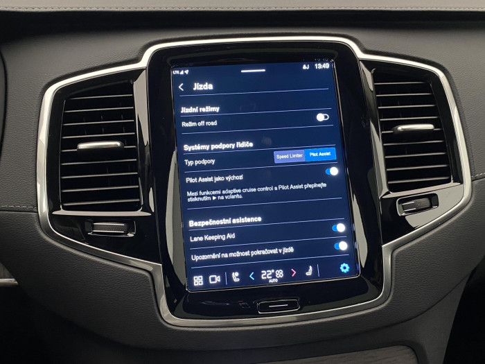 Volvo XC90 B5 AWD ULTIMATE DARK CZ 7míst