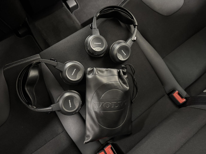 Volvo XC60 D3 AWD MOMENTUM CZ 1.maj 2.4 d Momentum