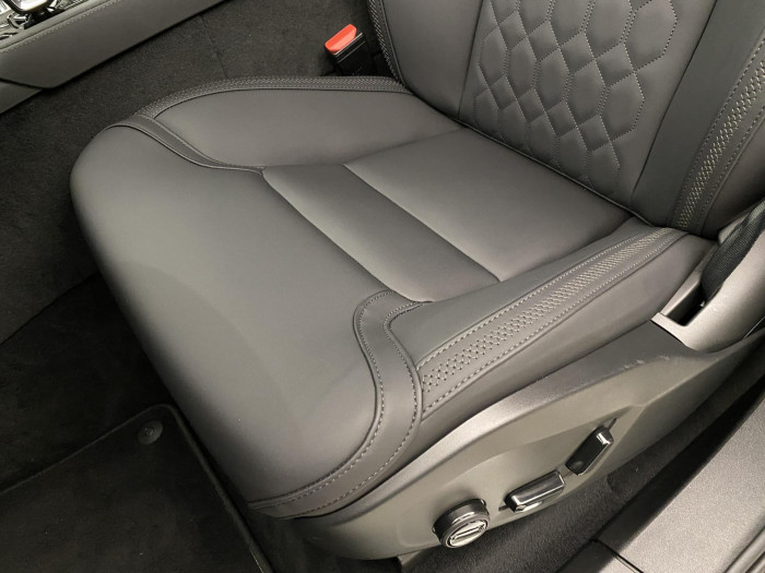 Volvo XC90 T8 AWD RECHARGE CORE AUT CZ 7m