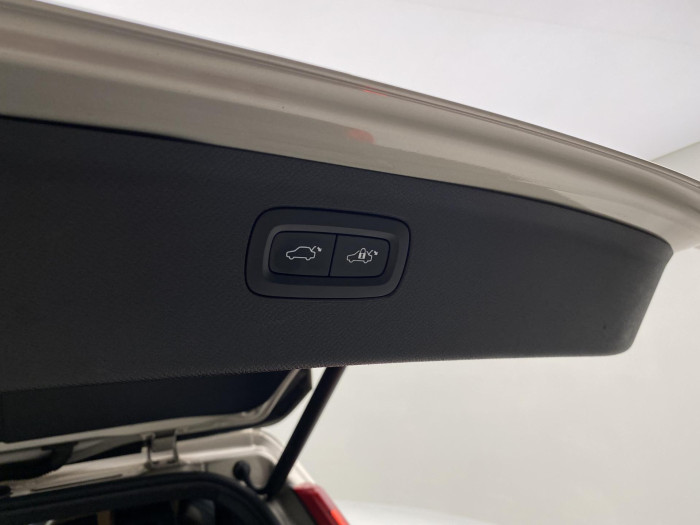 Volvo XC90 D5 AWD INSCRIPTION AUT CZ 2.0 d