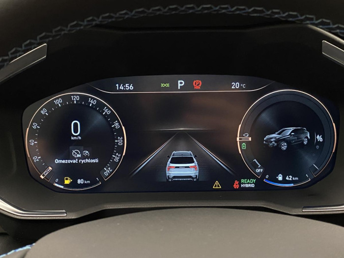 Lynk & Co 01 PHEV DCT AUT REZERVACE