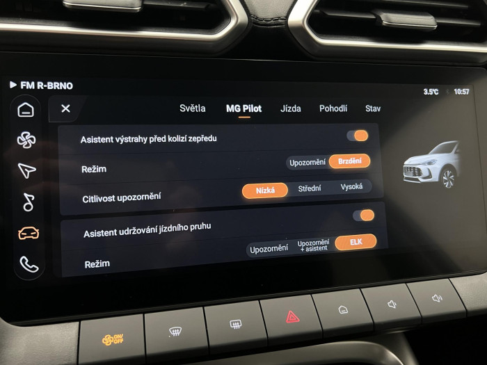 MG ZS 1.5 EXCLUSIVE HYBRID+ AUT CZ 1.5 Exclusive