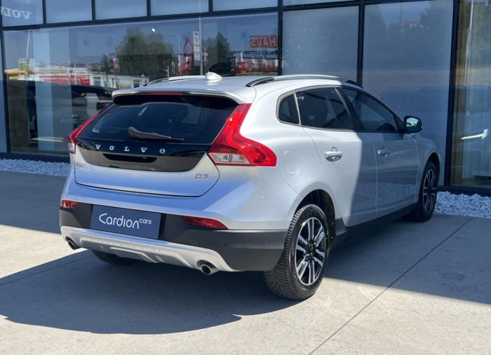 Volvo V40 CROSS COUNTRY D3 MOMENTUM 2.0 d Momentum