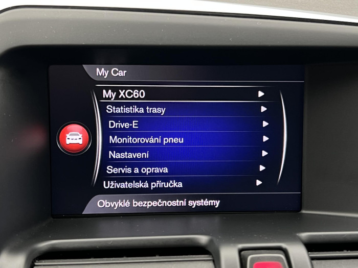 Volvo XC60 D4 AWD MOMENTUM AUT 2.4 d Momentum