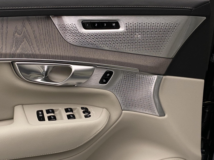 Volvo XC90 T8 AWD RECHARGE BRIGHT PLUS 7m