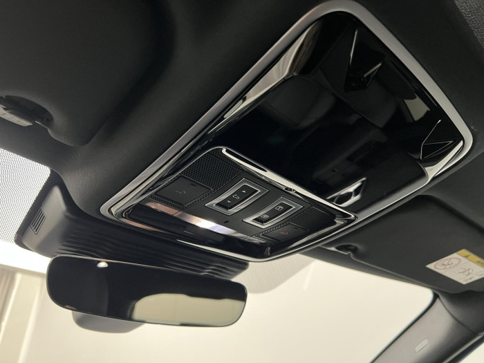 Land Rover Range Rover Velar D300 DYNAMIC SE AWD Aut 3.0 d Dynamic SE