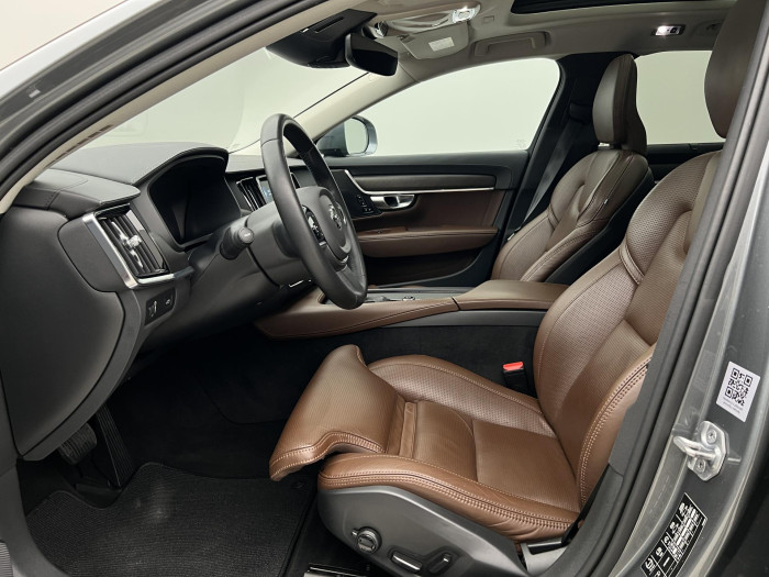Volvo V90 CC D5 AWD PRO AUT 2.0 d CC CC