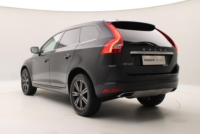 Volvo XC60 D4 AWD DYNAMIC REZERVACE 2.4 d Dynamic