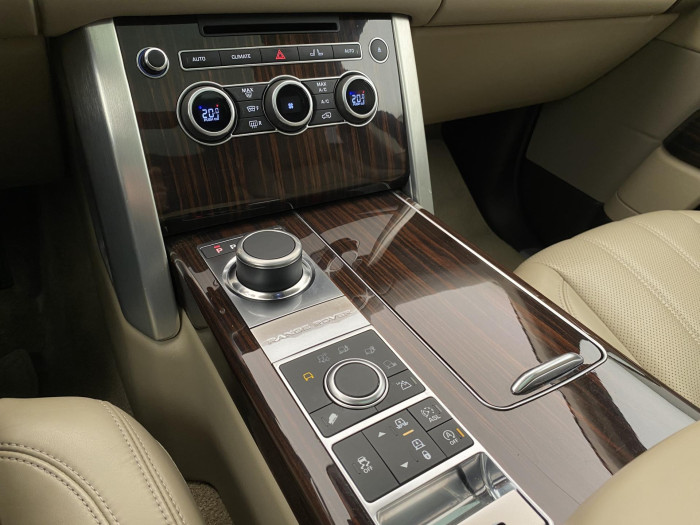 Land Rover Range Rover 4.4 TDV8 VOGUE AWD AUT