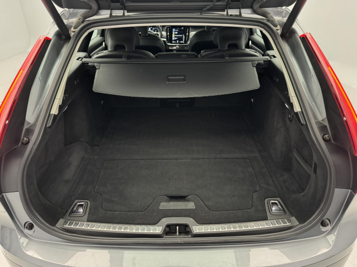 Volvo V90 CC T6 AWD MOMENTUM 2.0 CC CC Momentum