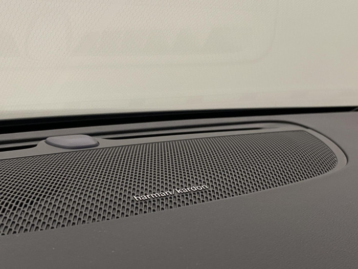 Volvo V60 B4 DARK PLUS AUT CZ