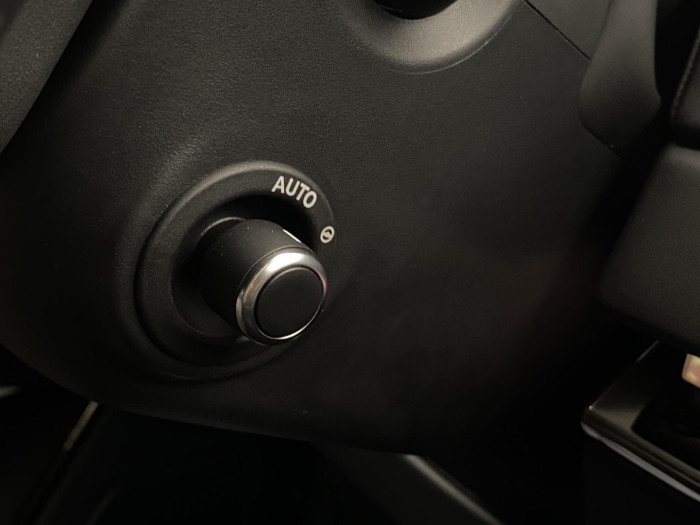 Land Rover Range Rover Sport D250 DYNAMIC SE AWD REZERVACE 3.0 d Dynamic SE