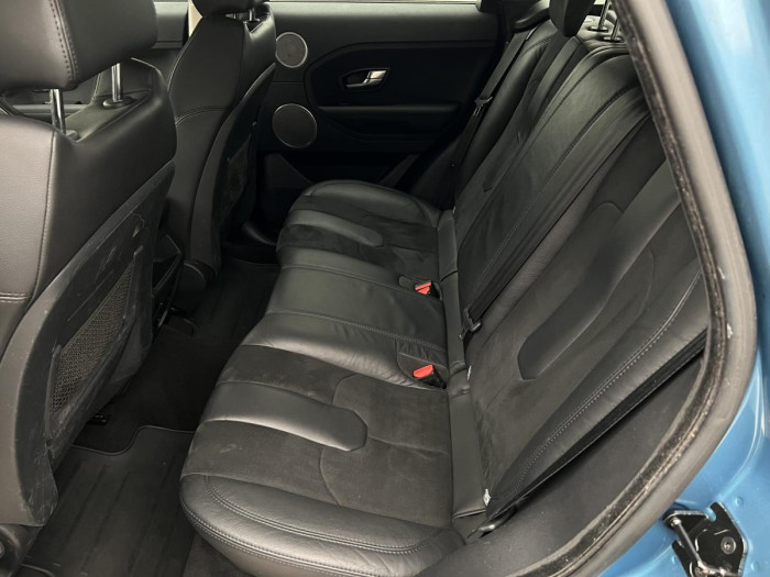 Land Rover Range Rover Evoque 2.2 TD4 AWD AUT CZ REZERVACE 2.2 TD