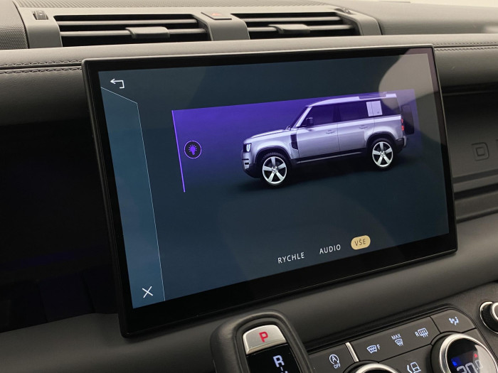 Land Rover Defender 110 D300 X-DYNAMIC HSE AWD 7m 3.0 d Dynamic