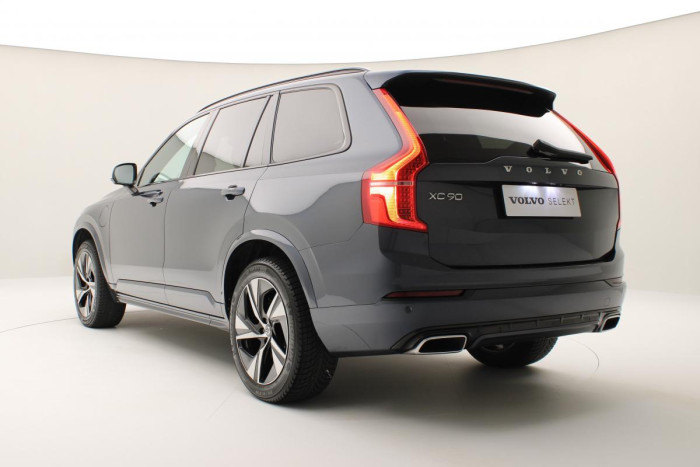 Volvo XC90 T8 AWD R-DESIGN REZERVACE