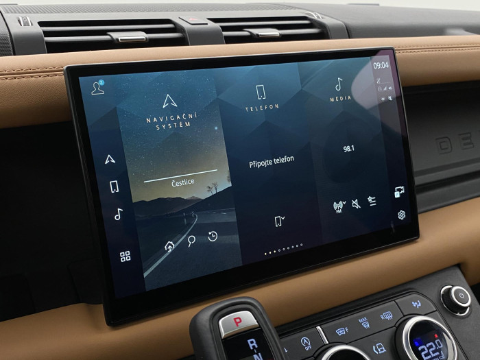 Land Rover Defender 130 D300 HSE AWD AUT CZ 3.0 d