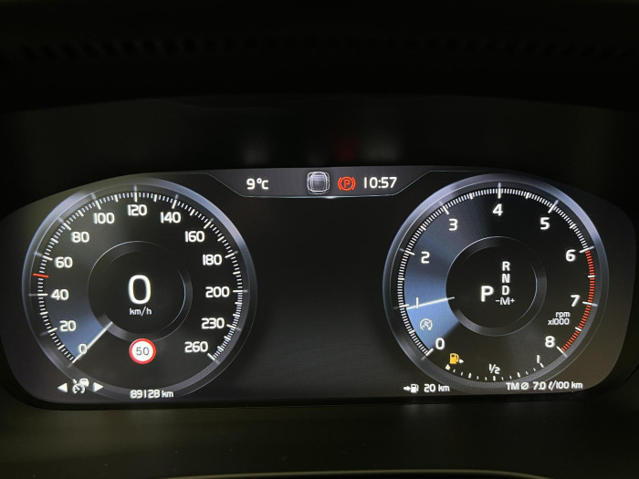 Volvo XC40 T2 MOMENTUM AUT 1.maj. 1.5 Momentum