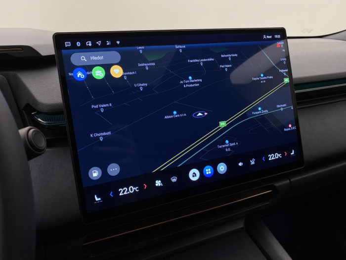 Lynk & Co 08 MORE PHEV