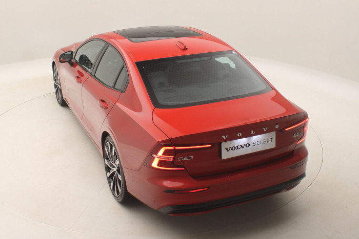 Volvo S60 B5 AWD ULTIMATE AUT 1.maj