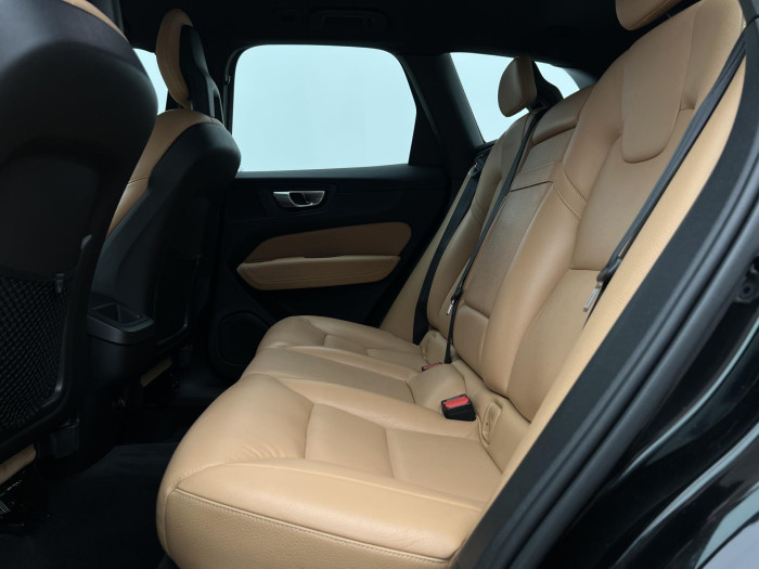 Volvo XC60 D4 AWD INSCRIPTION AUT CZ 2.0 d