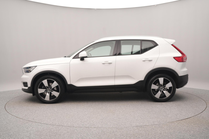 Volvo XC40 T4 AWD MOMENTUM CZ 2.0 Momentum