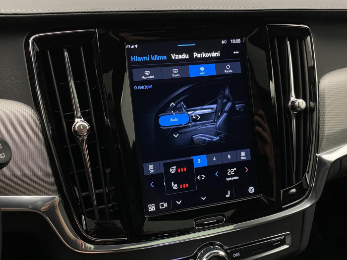 Volvo V90 B5 ULTIMATE DARK AUT 1.maj