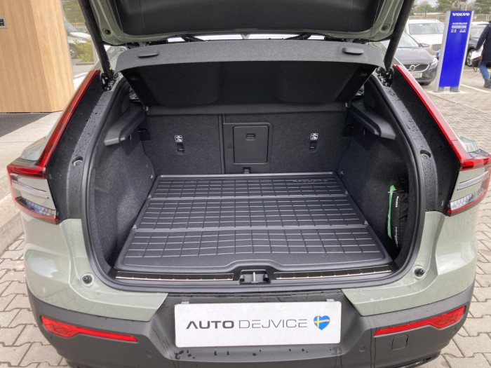 Volvo C40 TWIN ENGINE AWD AUT ULTIMATE
