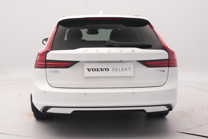 Volvo V90 T6 AWD RECHARGE DARK REZERVACE