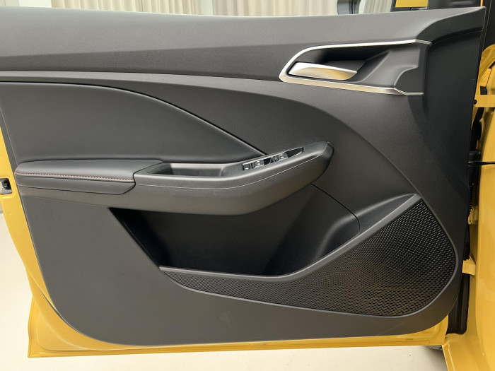 MG MG3 EXCLUSIVE HYBRID+ AUT CZ 1.maj 1.5 Exclusive