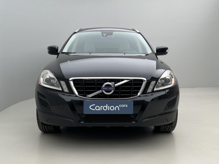 Volvo XC60 D3 AWD MOMENTUM AUT CZ 2.4 d Momentum