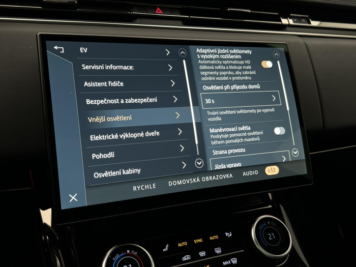 Land Rover Range Rover Sport 3.0 DYNAMIC SE AWD AUT CZ 3.0 Dynamic SE