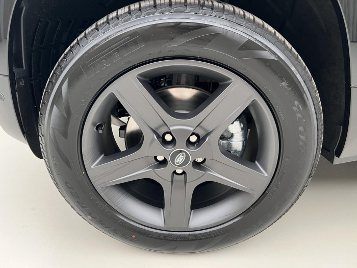 Land Rover Defender 110 D250 X-DYNAMIC SE AWD AUT 3.0 d Dynamic SE