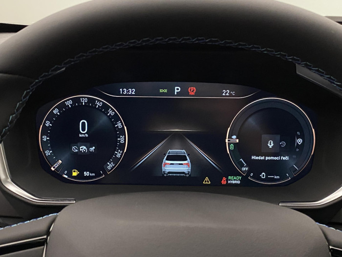 Lynk & Co 01 PHEV DCT AUT 1.maj