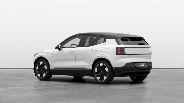 Volvo EX30 PURE ELECTRIC RECHAR. PLUS RWD Plus