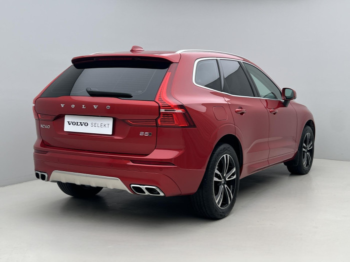 Volvo XC60 B5 AWD MOMENTUM AUT 2.0 Momentum