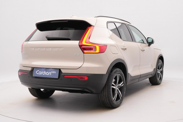 Volvo XC40 B3 AUT DARK PLUS