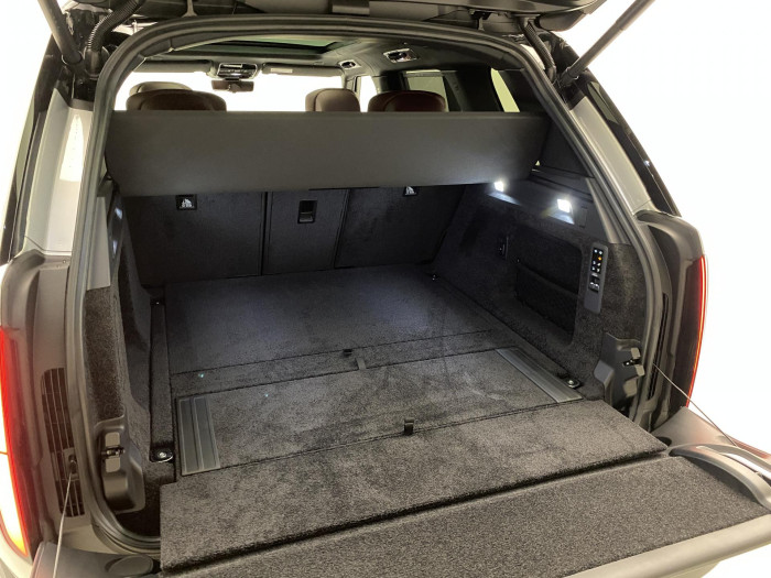 Land Rover Range Rover P550e AUTOBIOGRAPHY