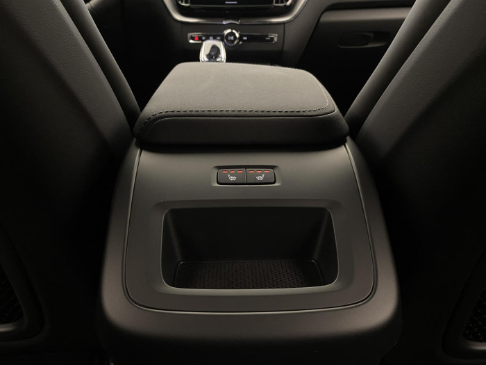 Volvo XC60 B5 AWD AUT PLUS BLACK EDITION