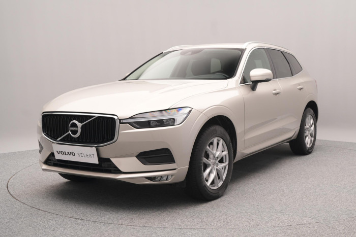 Volvo XC60 B4 MOMENTUM PRO AUT CZ 2.0 Momentum