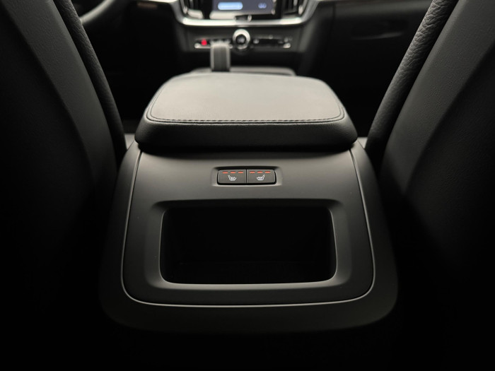 Volvo V90 B5 AWD PLUS DARK AUT