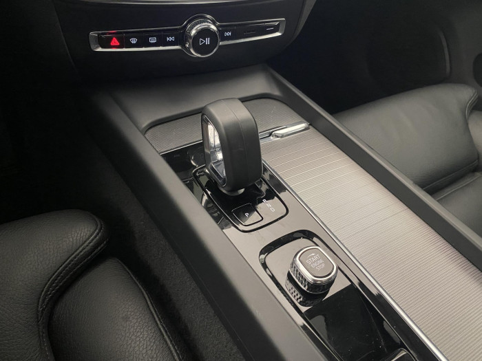 Volvo S60 B5 AWD ULTIMATE DARK AUT CZ