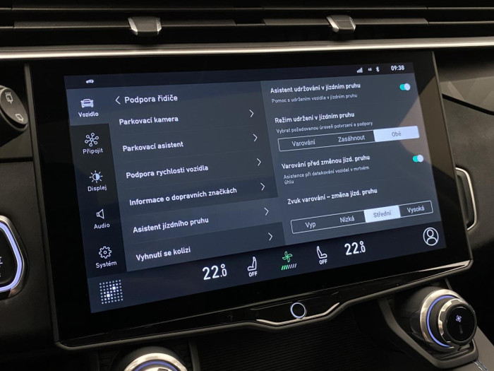 Lynk & Co 01 PHEV DCT AUT 1.maj