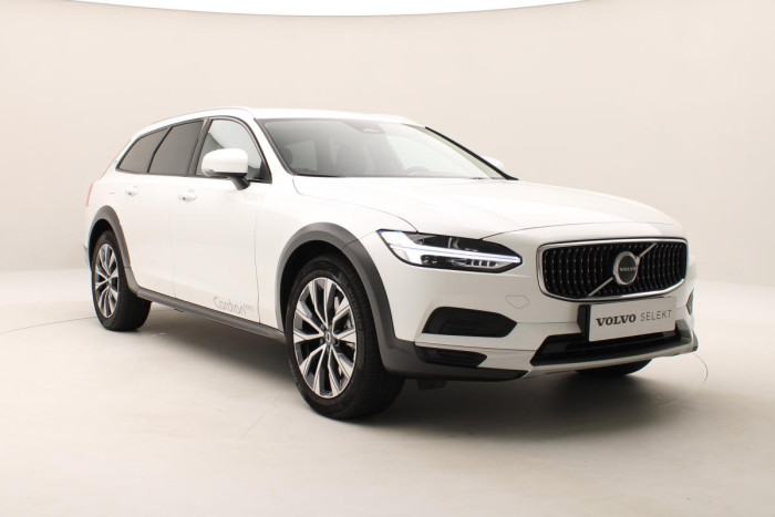 Volvo V90 CC B4 AWD PLUS AUT CZ 1.maj