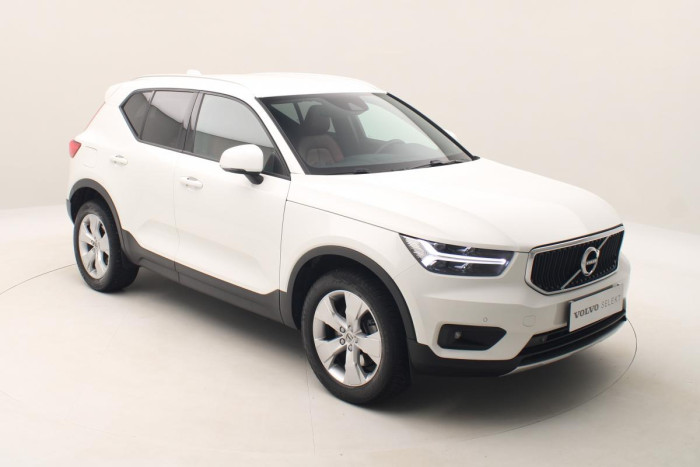 Volvo XC40 T4 AWD MOMENTUM AUT CZ 1.maj 2.0 Momentum